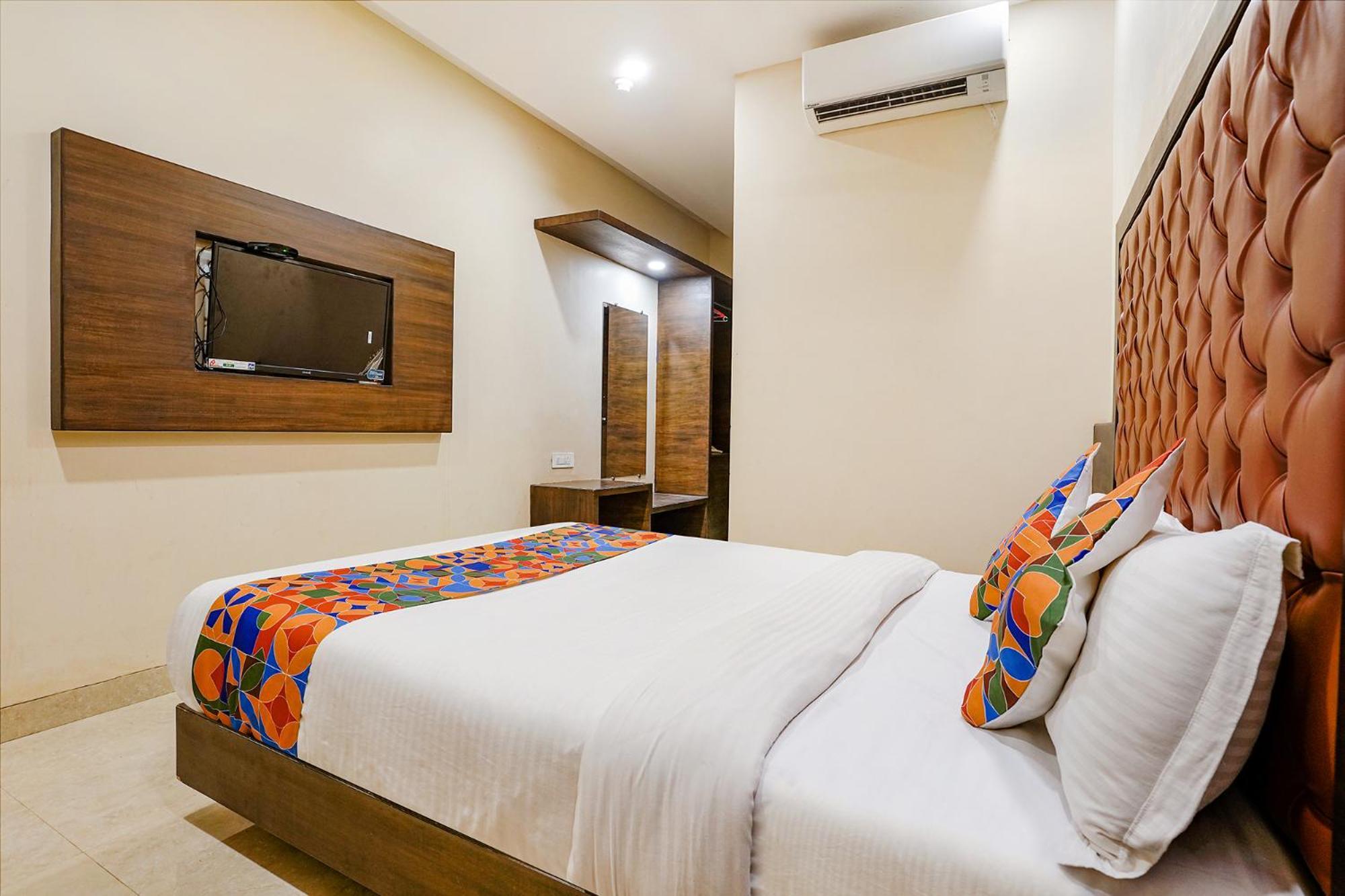 Fabhotel Vertigo Suites - Nr Bkc Bombaim Exterior foto